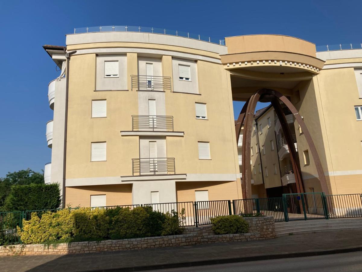Stella Apartment Umag Exterior photo