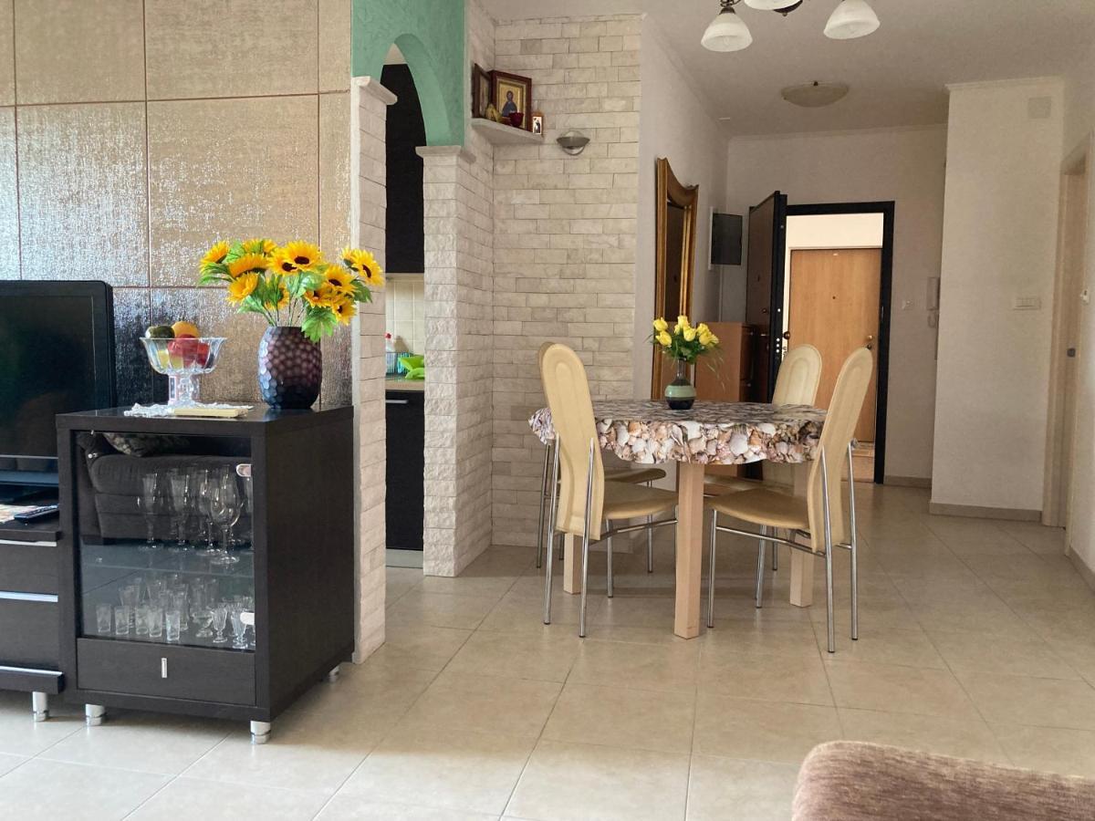 Stella Apartment Umag Exterior photo
